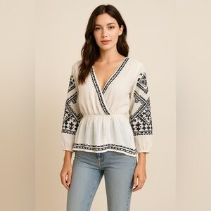 Christina V Women’s White Black Embroidered Boho Peasant Blouse Size M Sheer Top
